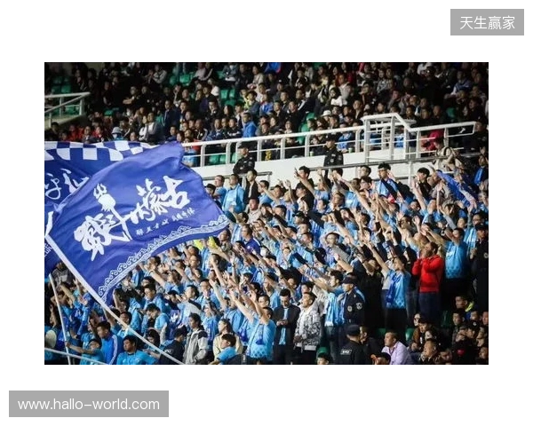 阿森纳丢联赛杯，基翁在节目上情绪失控和一名曼联球迷对线