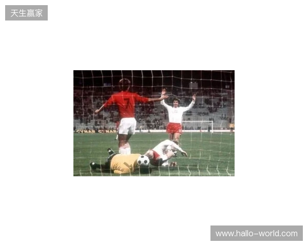 卡什：跟莱万并肩作战感觉很棒；希望能随波兰再踢一次世界杯